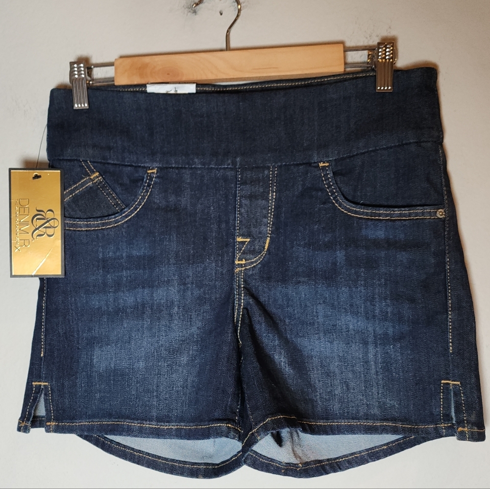 NWT Rock & Republic Fever Pull On Darkwash Jean Shorts Stretch Denim Size 12